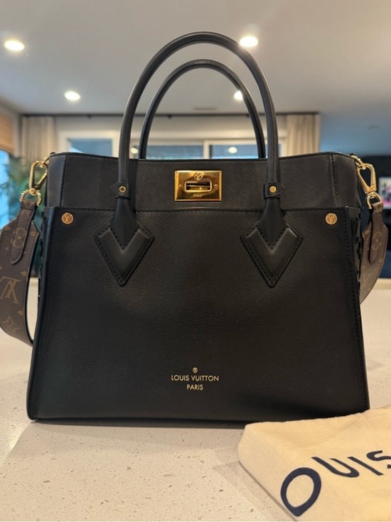 Louis Vuitton Handbags - Louis Vuitton On My Side MM w/ upgraded strap; EUC